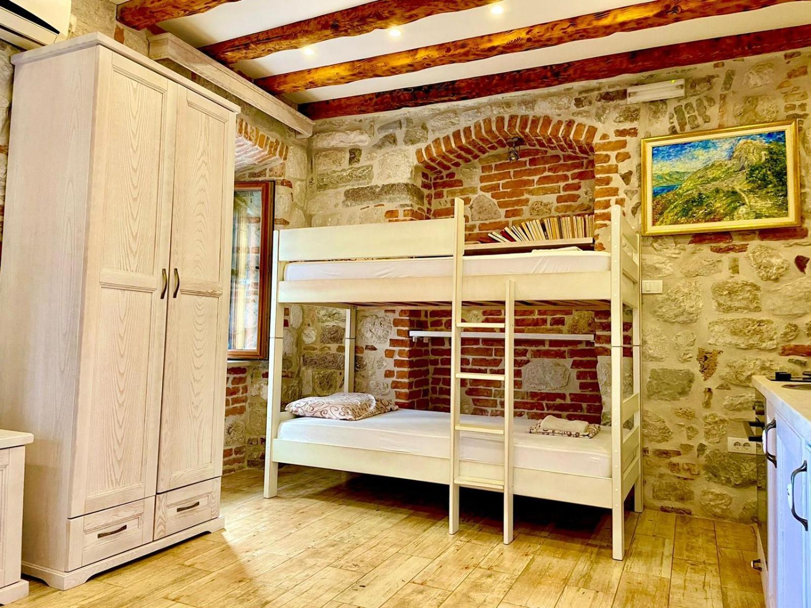 Apartments Dukic Kotor Extérieur photo