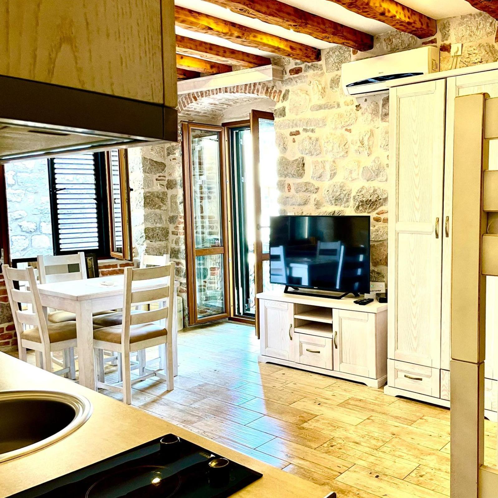 Apartments Dukic Kotor Extérieur photo