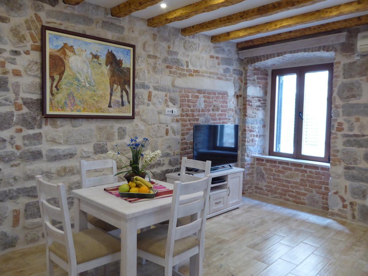 Apartments Dukic Kotor Extérieur photo