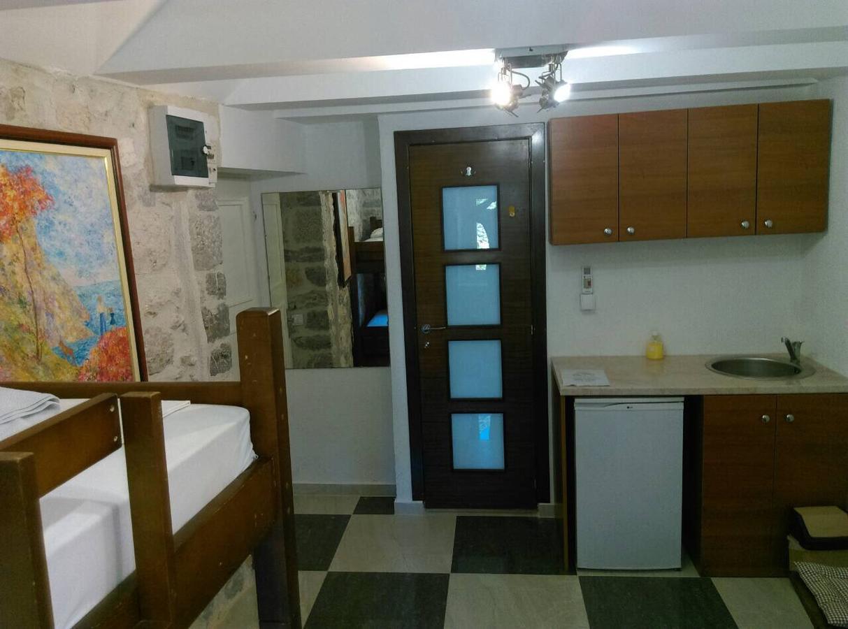 Apartments Dukic Kotor Extérieur photo